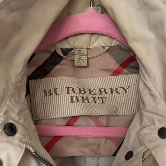 Burberry Brit Lightweight Trench Raincoat - Picture 2 of 9